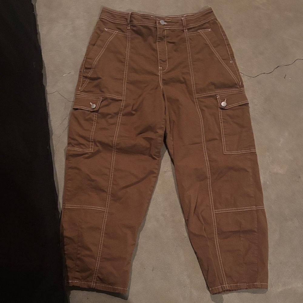 Anthropologie Women’s Rust Brown Cargo Pants with Contrast Stitching